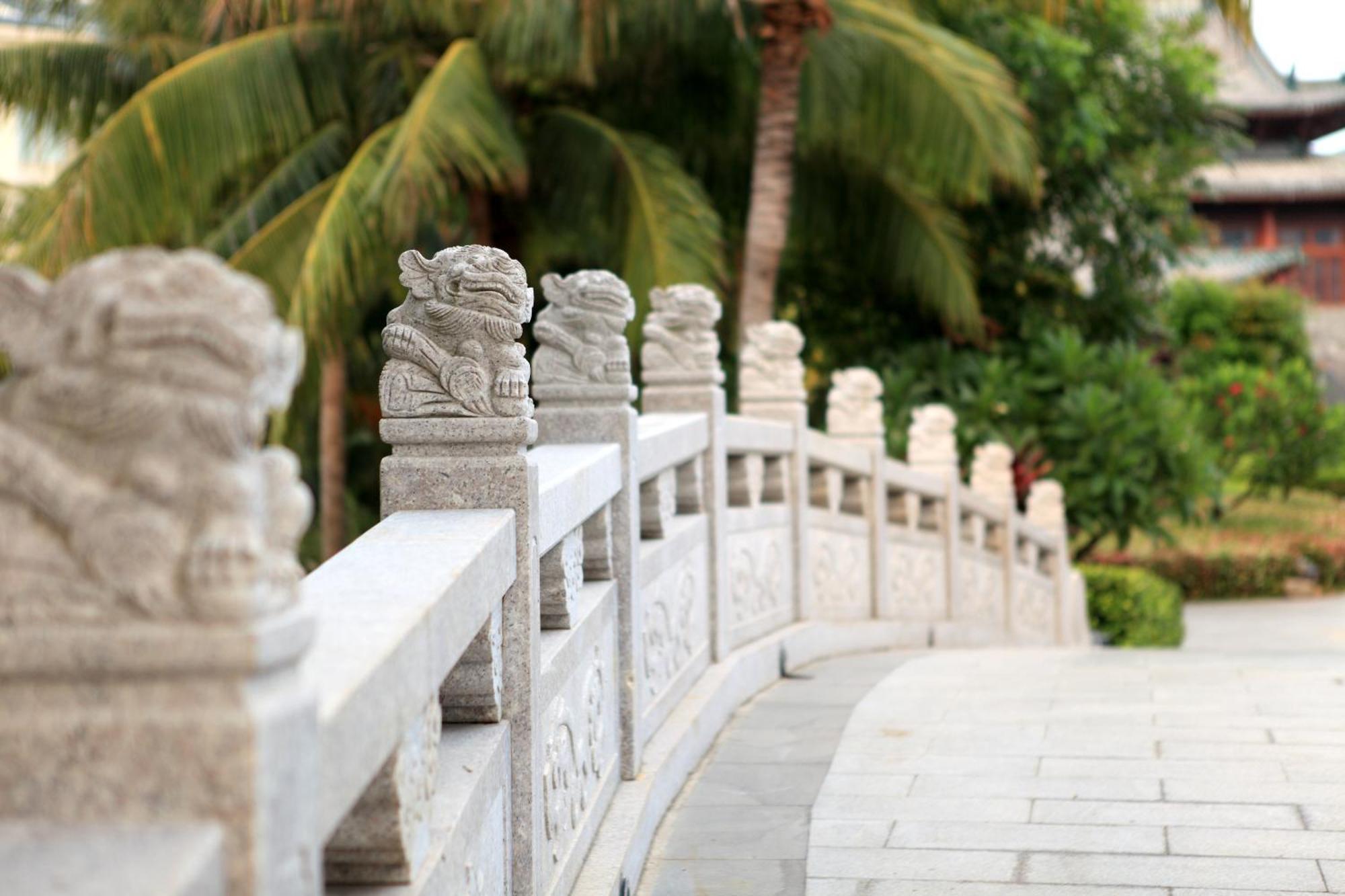Swissotel Sanya Yalong Bay Exterior photo