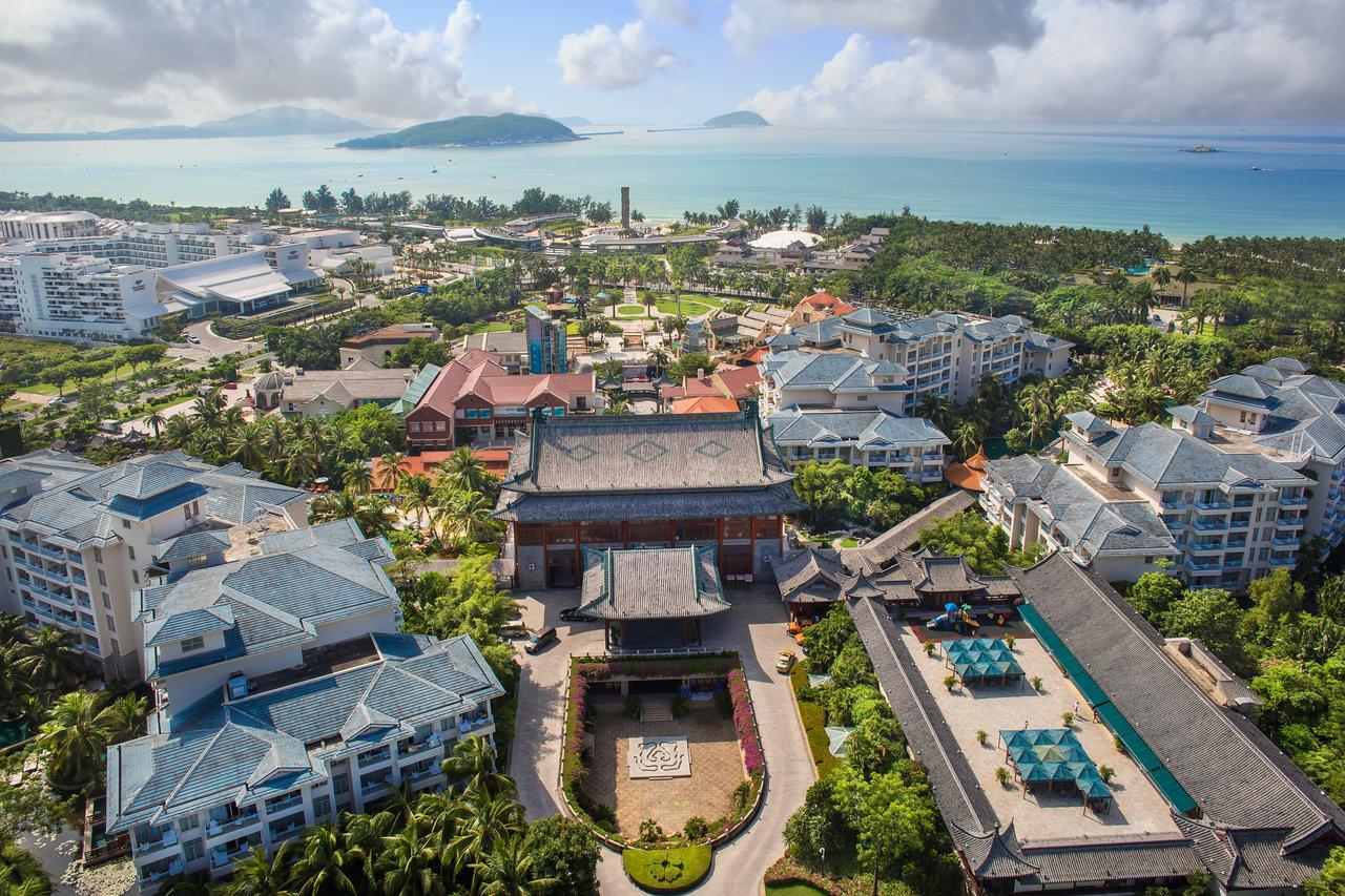 Swissotel Sanya Yalong Bay Exterior photo